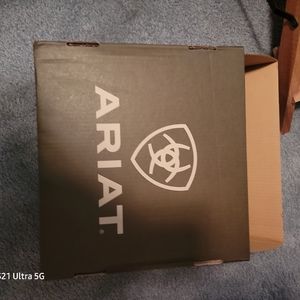 Mens brand new leather boots